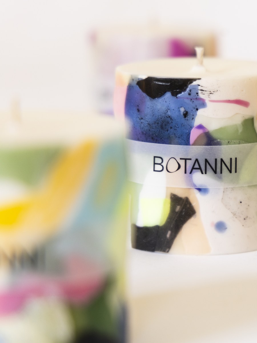 Botanni Kerze mit Bokeh
